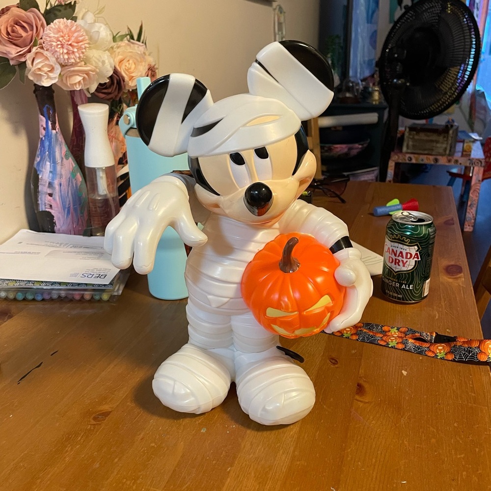 Disney Mickey Mouse mummy costume Halloween candy/ popcorn bucket with handle